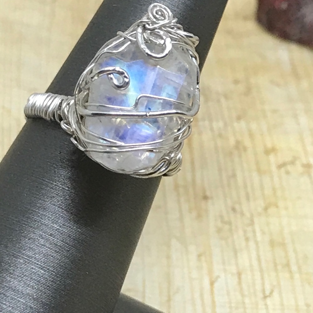 Silver rainbow moonstone ring size 7